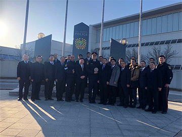 Employees of Guizhou Provincial Department of Public Security Bureau at The Innovation of Police on the Edge of New Information Technology